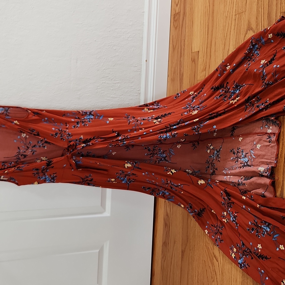 Forever 21 Floral Maxi Wrap // Size Small